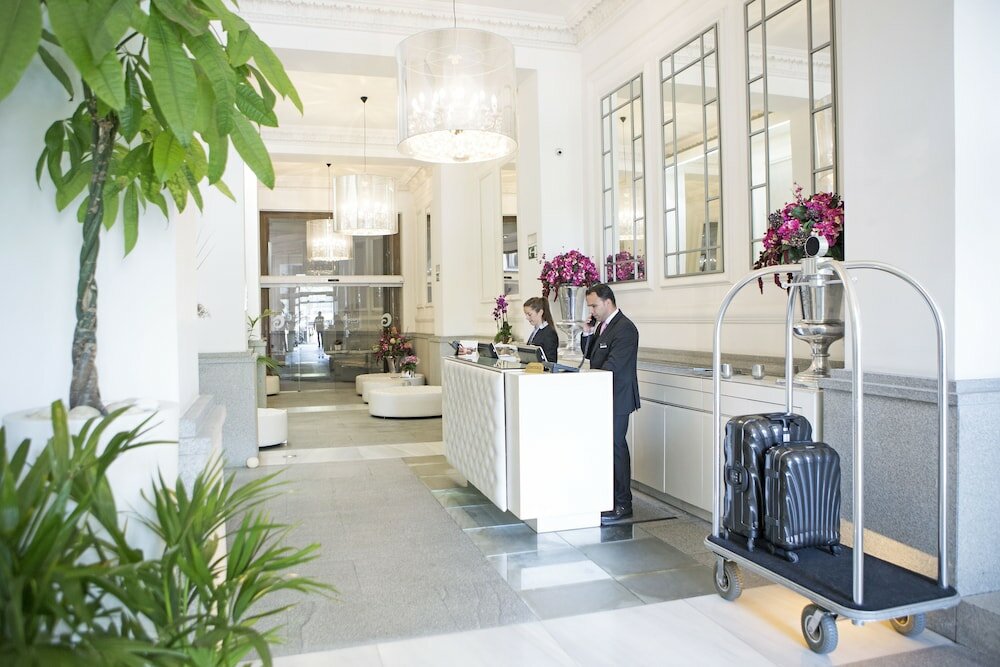 Фото Hotel Hospes Puerta de Alcalá