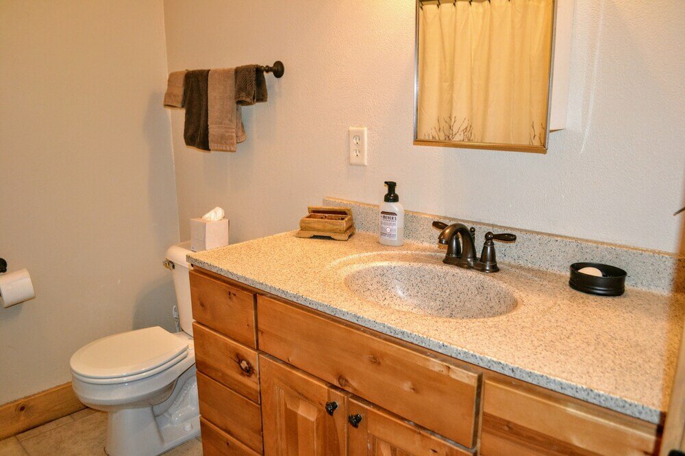 Фото Mitten Lake Hideaway