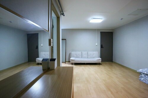 Гостиница Dashim Guest House в Кунсане