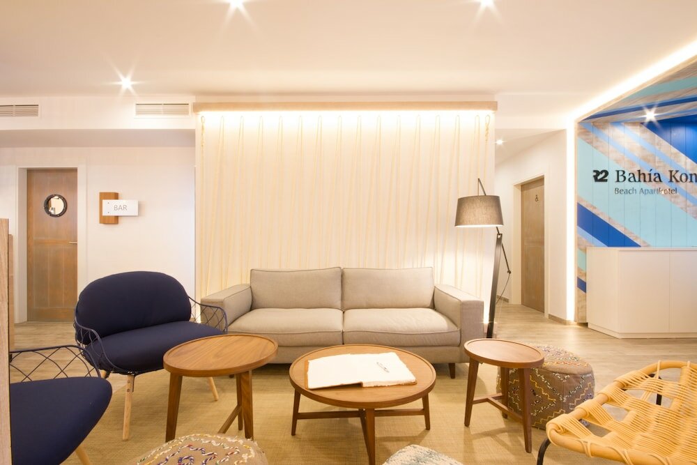 Фото R2 Bahía Kontiki Beach Apartments