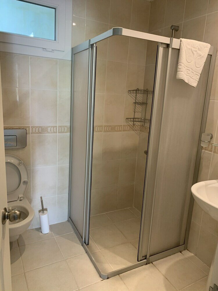 Фото Number 8, Olivia Apartments