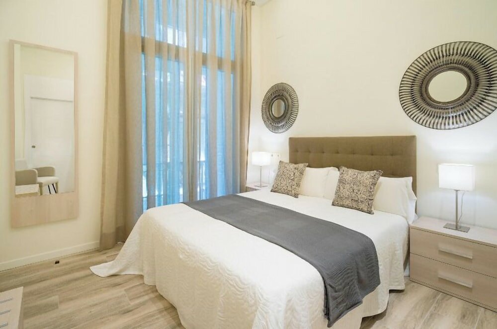 Фото Fresh Velazquez Apartments