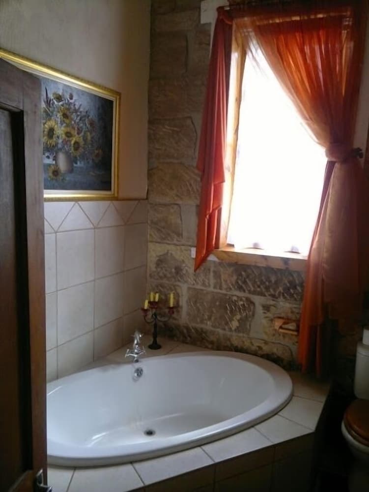 Фото Rosenhof Country Lodge