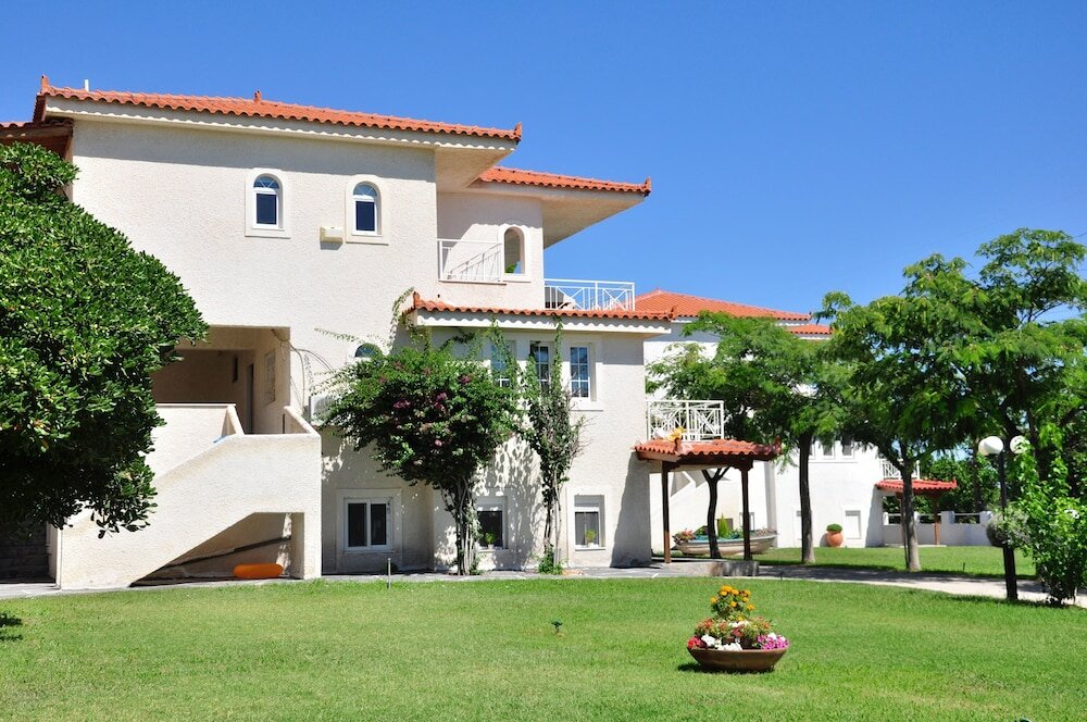 Фото отеля 1