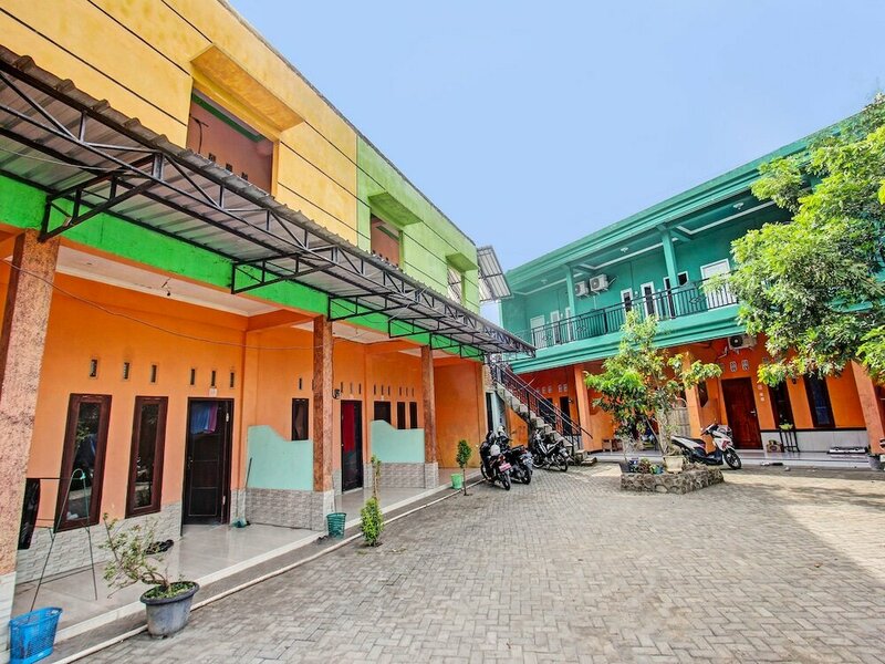 Гостиница Spot On 91771 Homestay Bang Haji