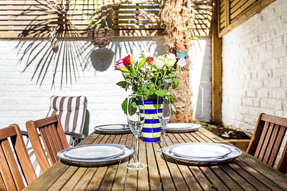 Фото Luxurious Victorian Home