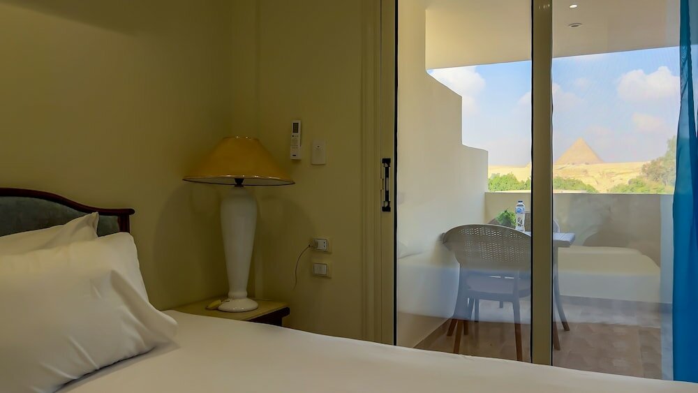 Фото Pyramids Glory Inn