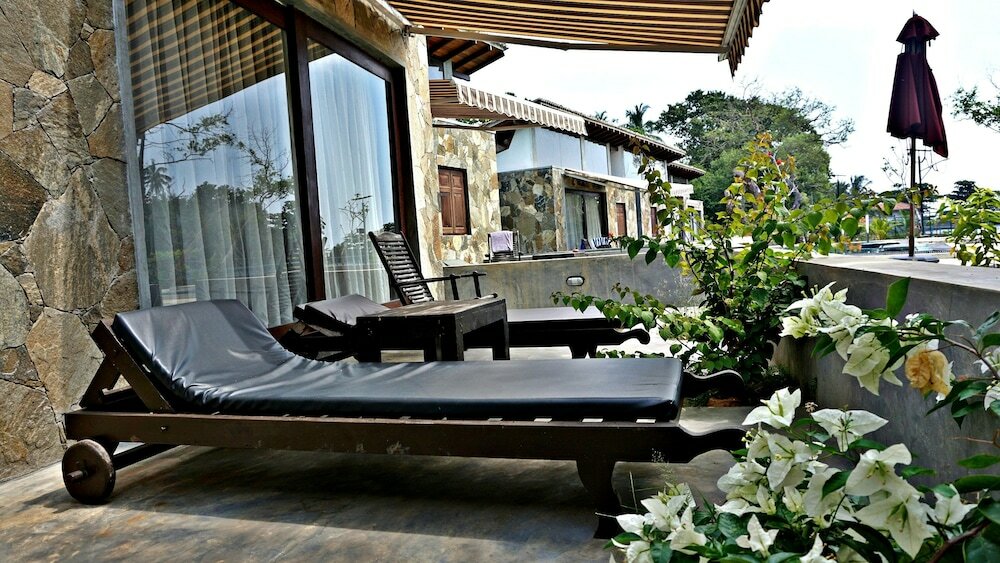 Фото Villa Tangalle Lagoon