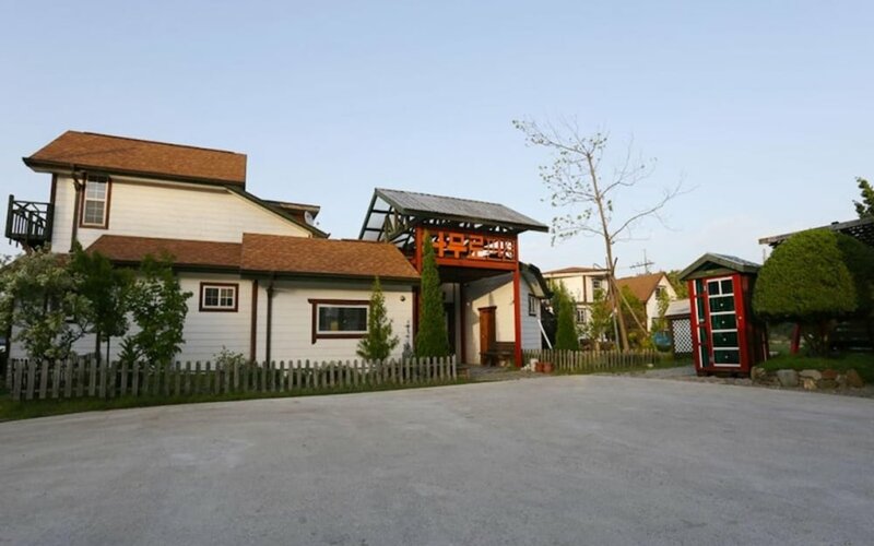 Гостиница Yangyang Seorak Badanamuro Pension