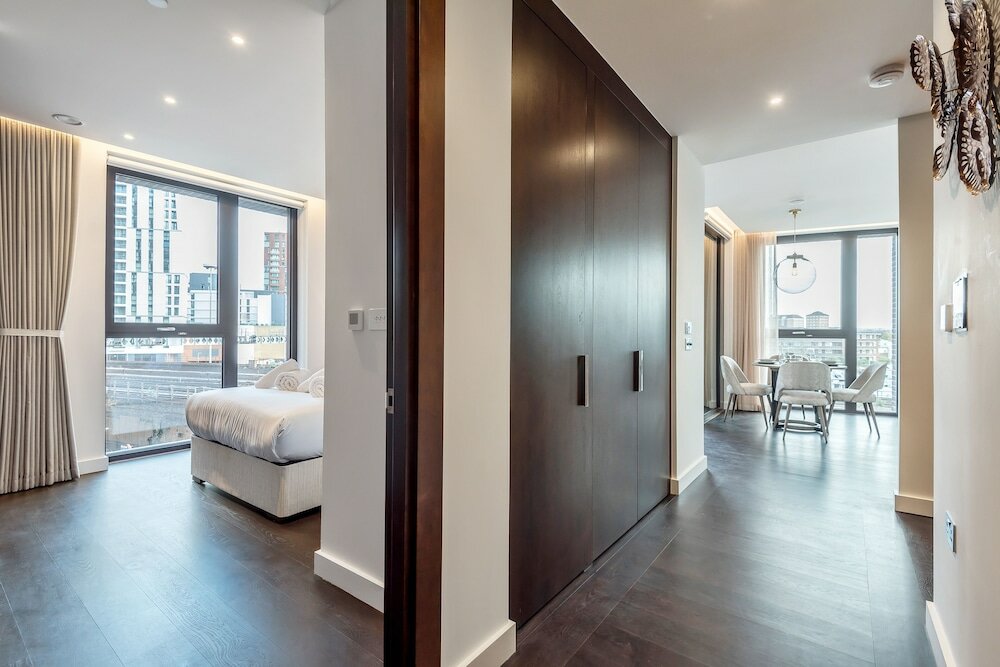 Фото Thornes House Apartments