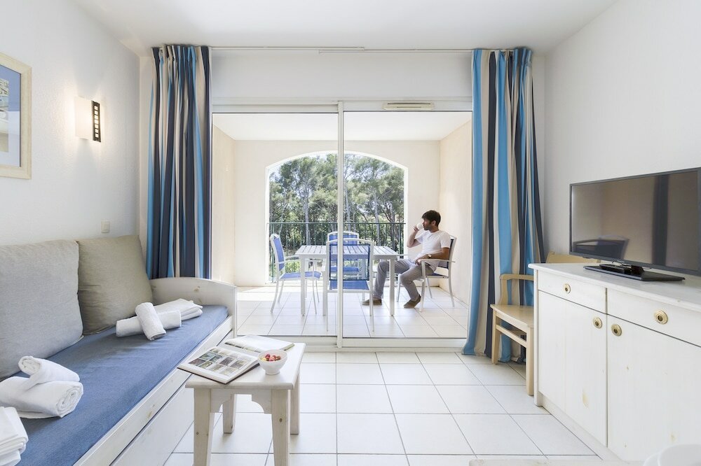 Фото Garden & City Six-Fours-les-Plages