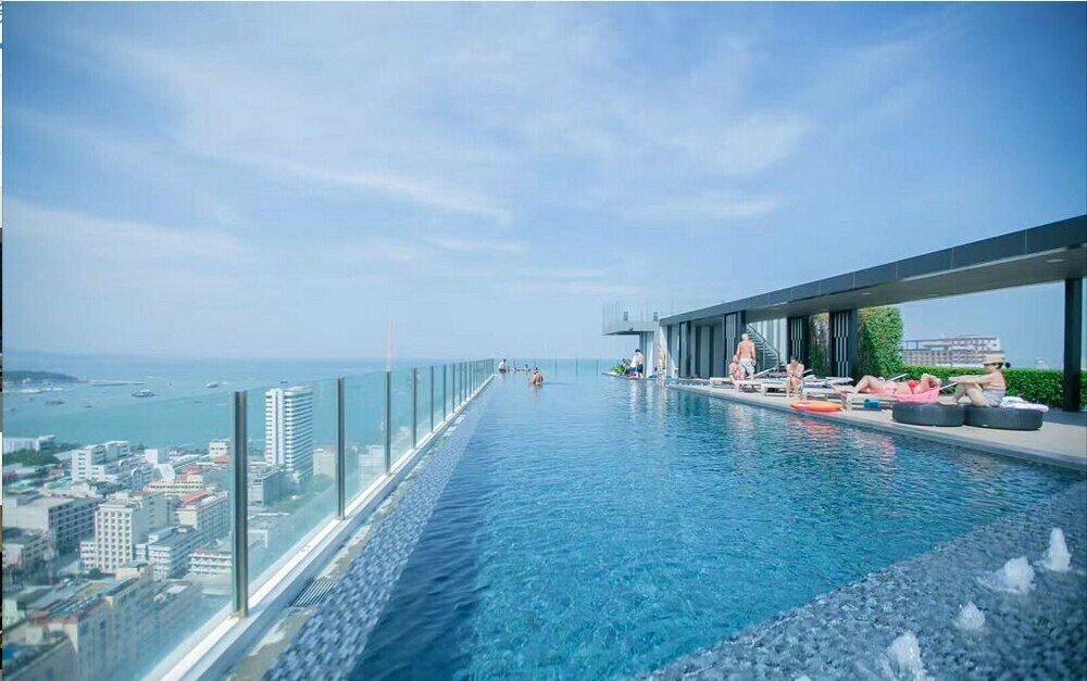 Short-term housing rental The Base Central Pattaya by Minsu, Pattaya, photo