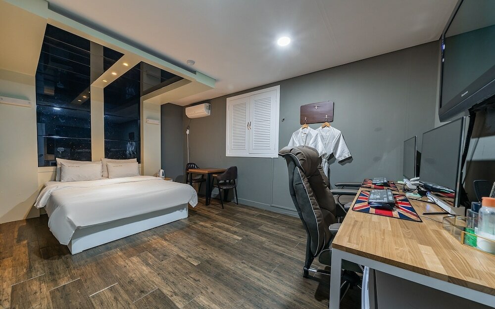 Фото Bucheon L'amant