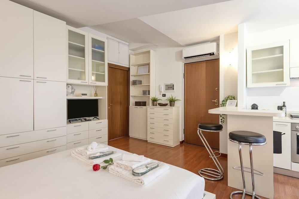 Фото BnButler - Ferrucci 6