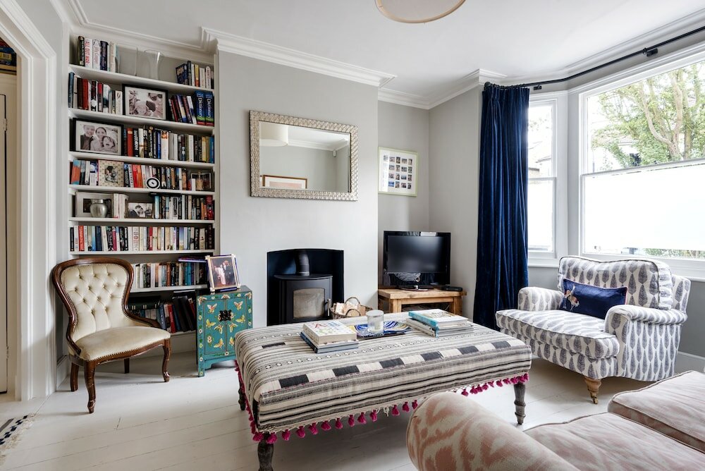 Фото Spectacular Shepherds Bush Home Close to Westfield