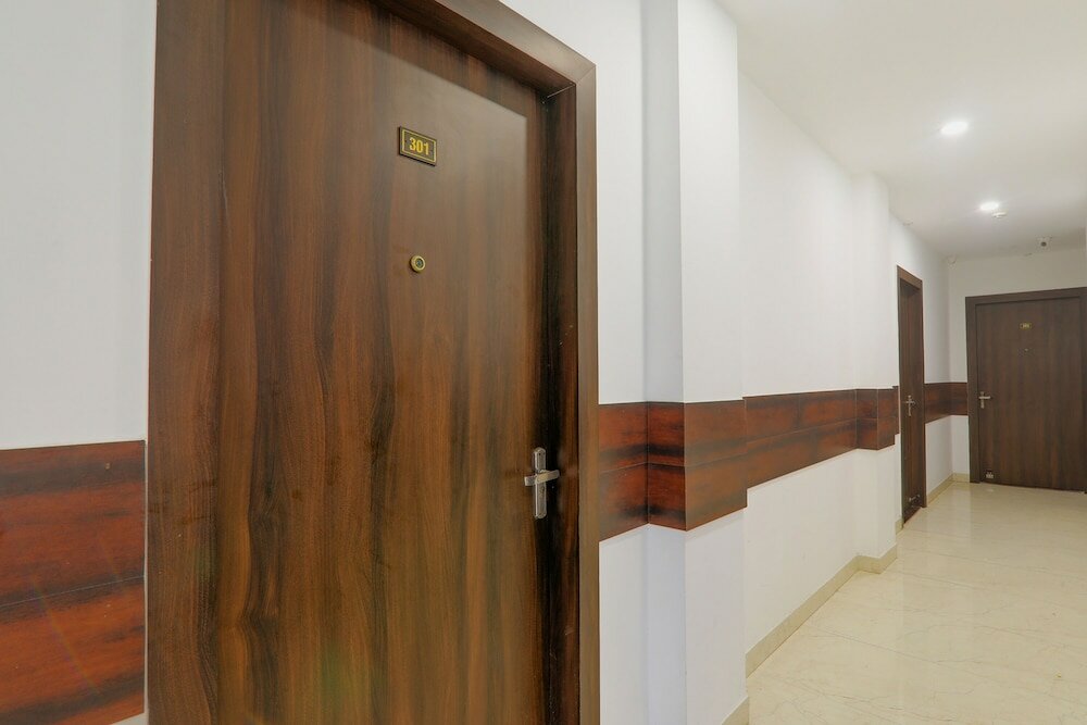 Фото Fabexpress The Mall Inn