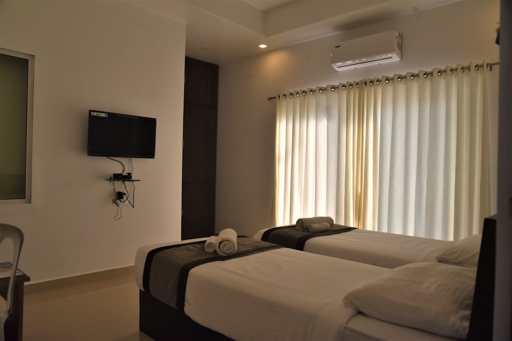 Фото Aaria Hills