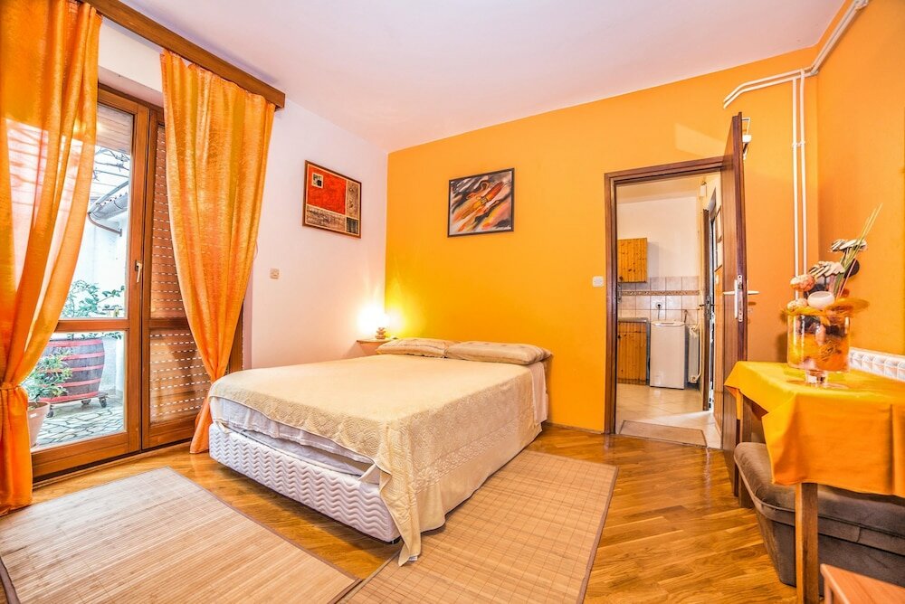 Фото Studio Marija Pula