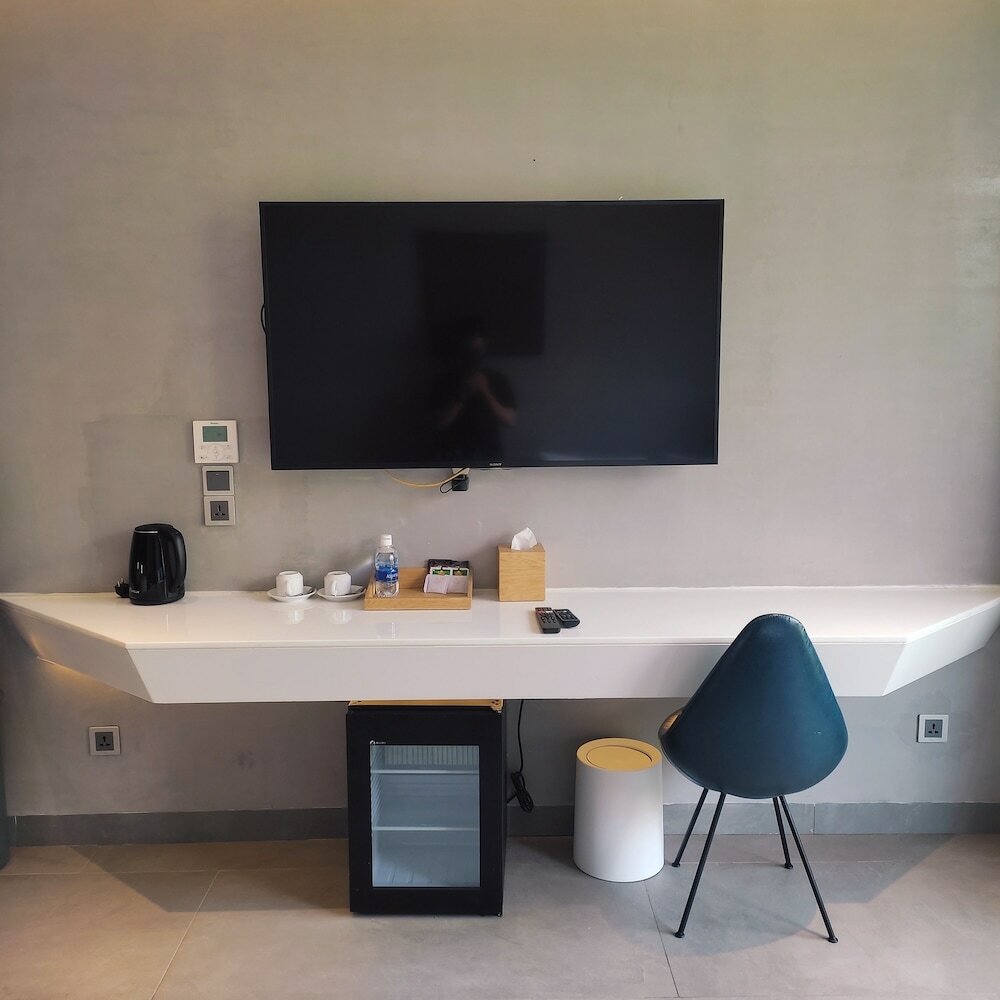 Фото M Suite Danang Beach