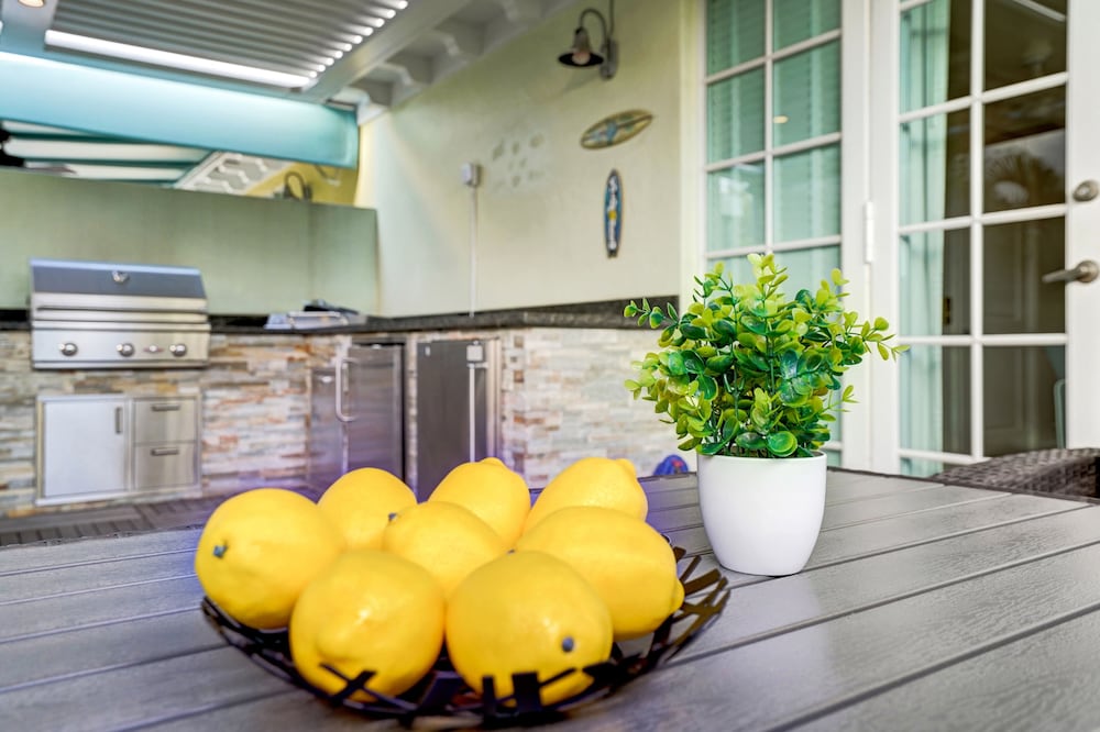 Фото Fabulous 4br home close to beach