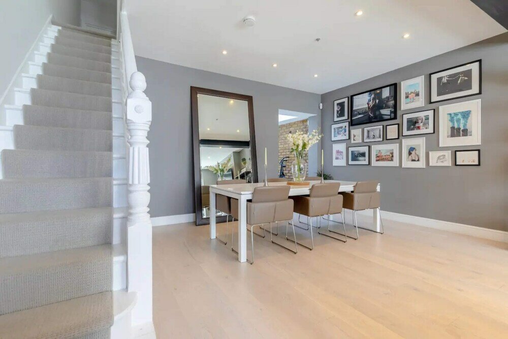 Фото Stunning 3bd Home - Clapham, Near Northcote Rd