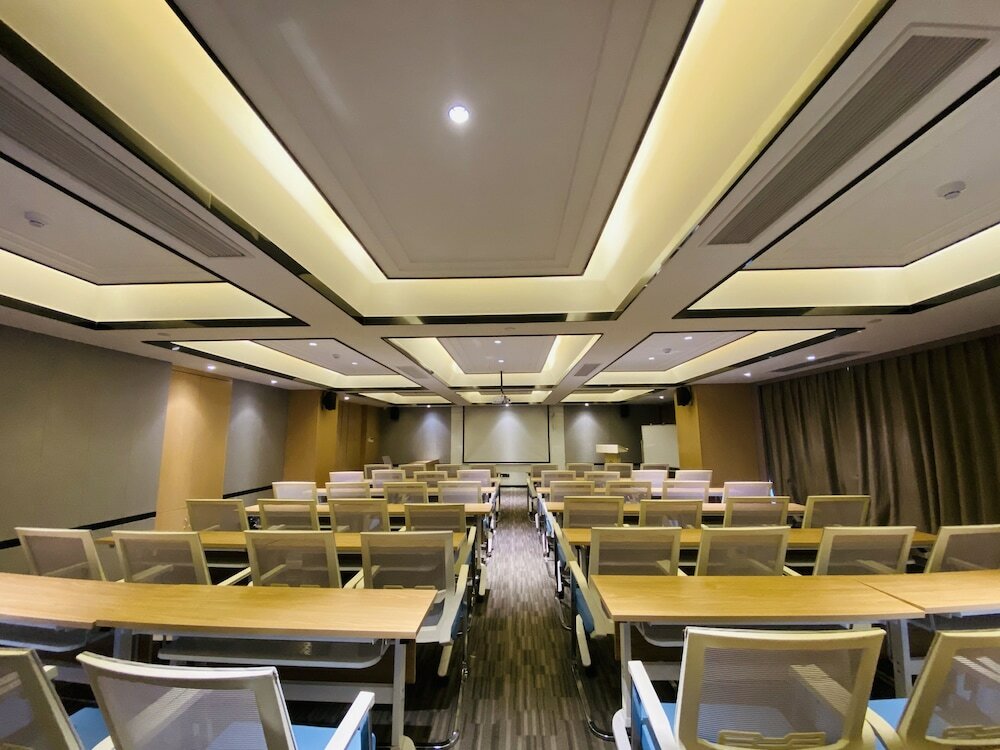 Фото Atour Hotel Lugu Changsha