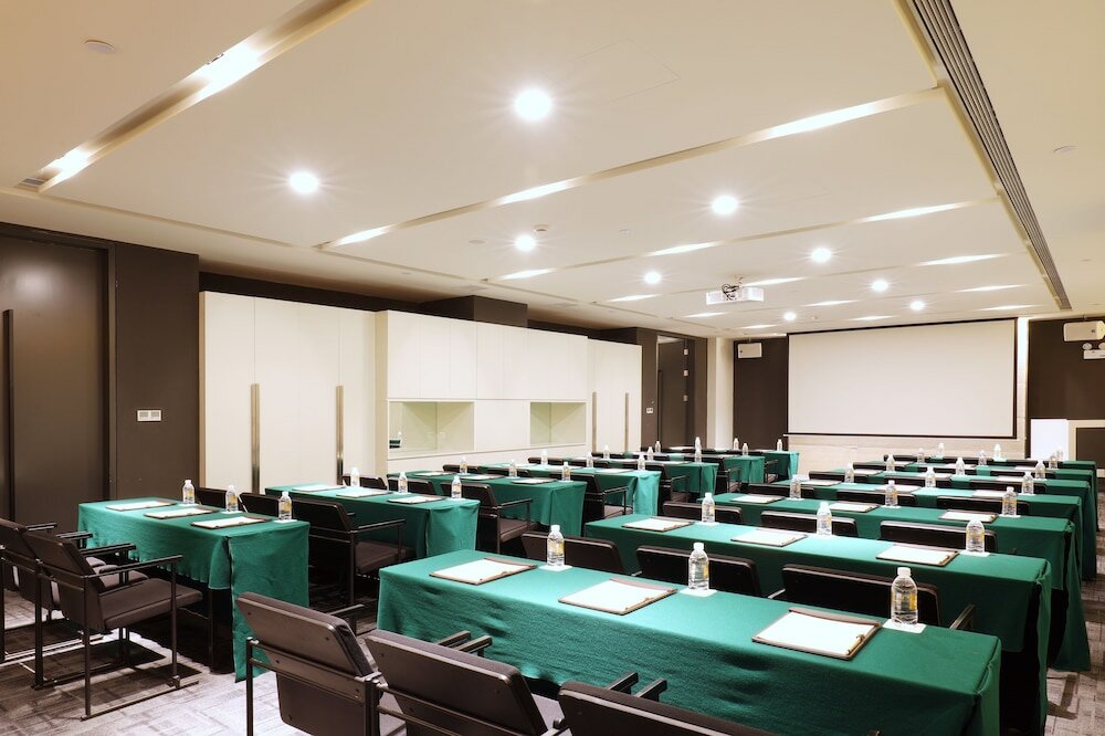 Фото Jinjiang Metropolo Hua Ting Guest House
