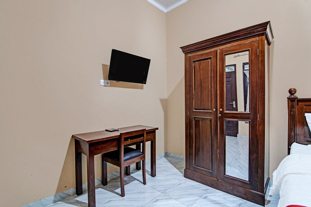 Фото Oyo 92223 Alfatar Homestay Syariah