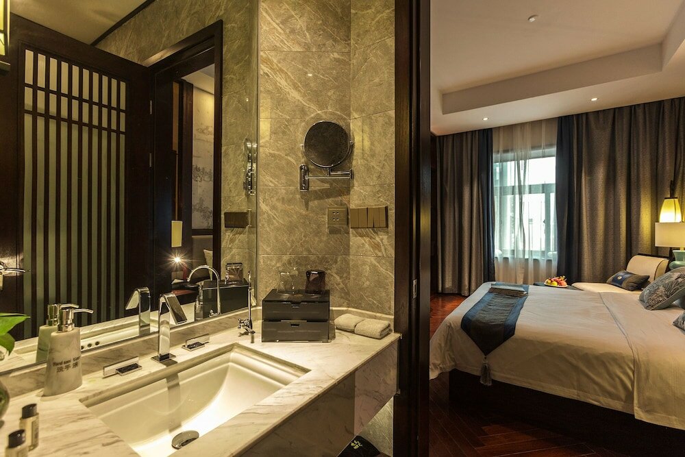 Фото Hejing Chengshang Generations Hotel