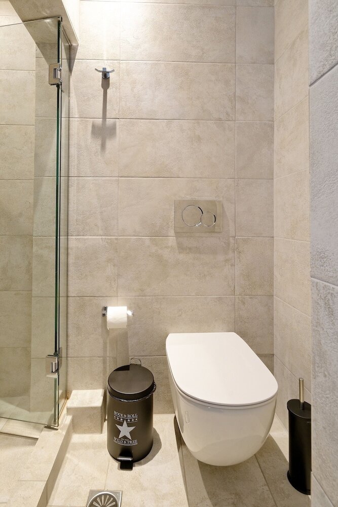 Фото The Flirty Athens