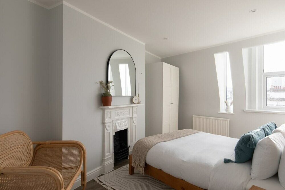 Фото The Hammersmith Nook - Captivating 5bdr Flat