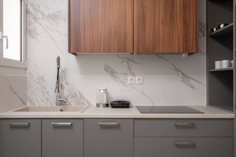 Фото Deluxe 4 Bedrooms Apartment in Athens Center