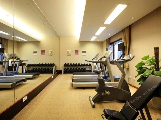 Фото GreenTree Inn ShangHai ZhouPu Town XiuPu Road Business Hotel