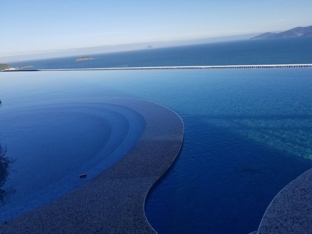 Фото Luxury Scenia Bay Apartment with Seaview