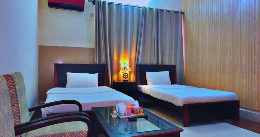 Фото Crown Castle Peshawar