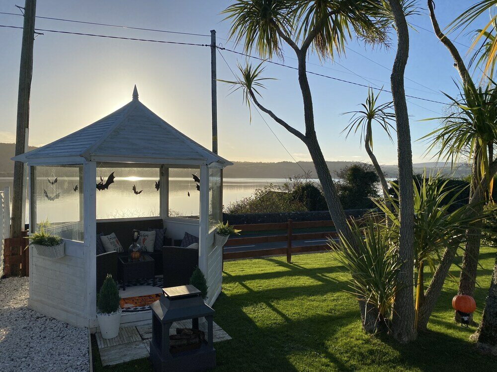 Фото Seaview Cottage on the Island