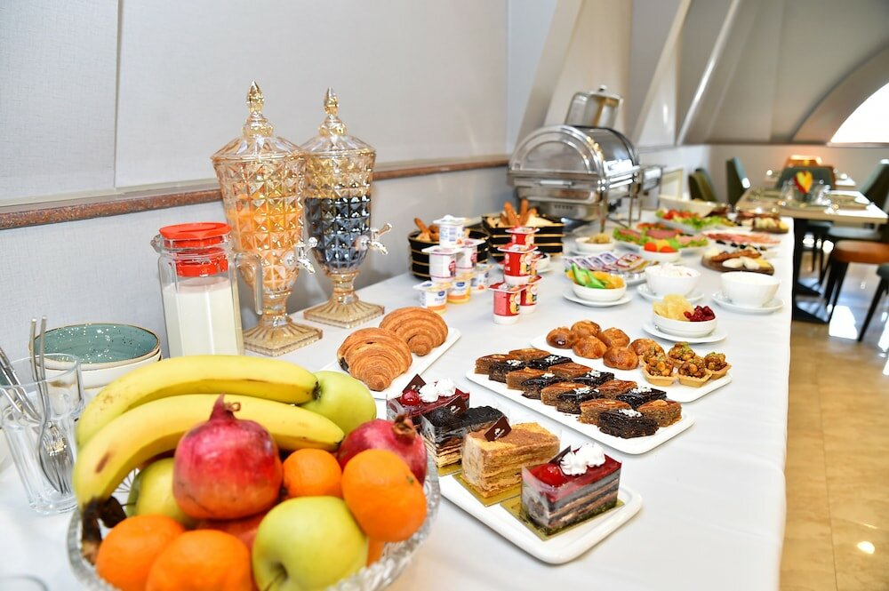 Фото Karat Inn Hotel