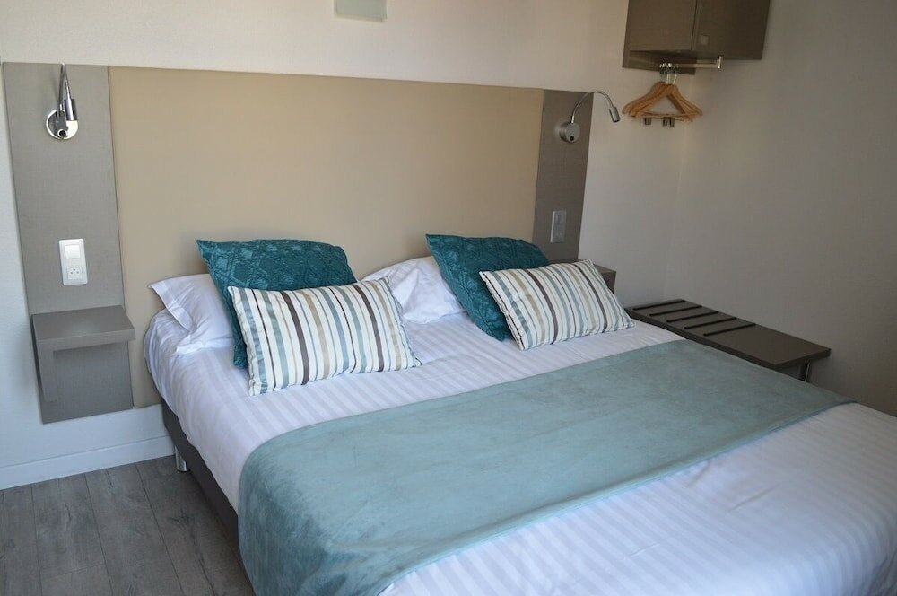 Фото Hôtel du Parc