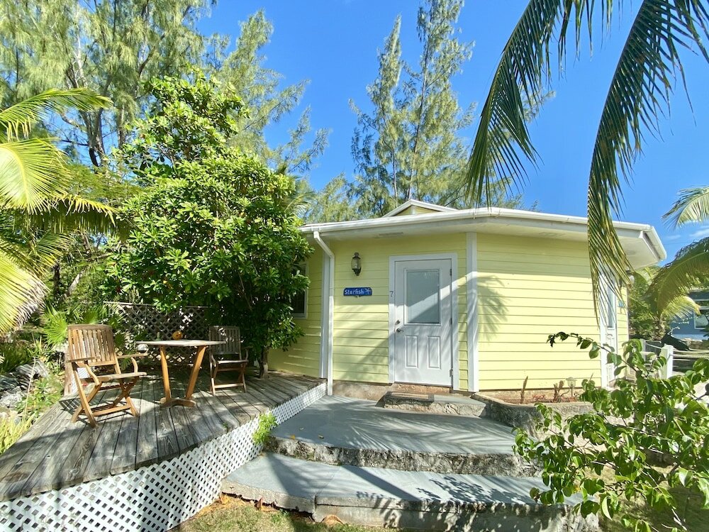 Фото Отель The Sunset Cove And Rainbow Room