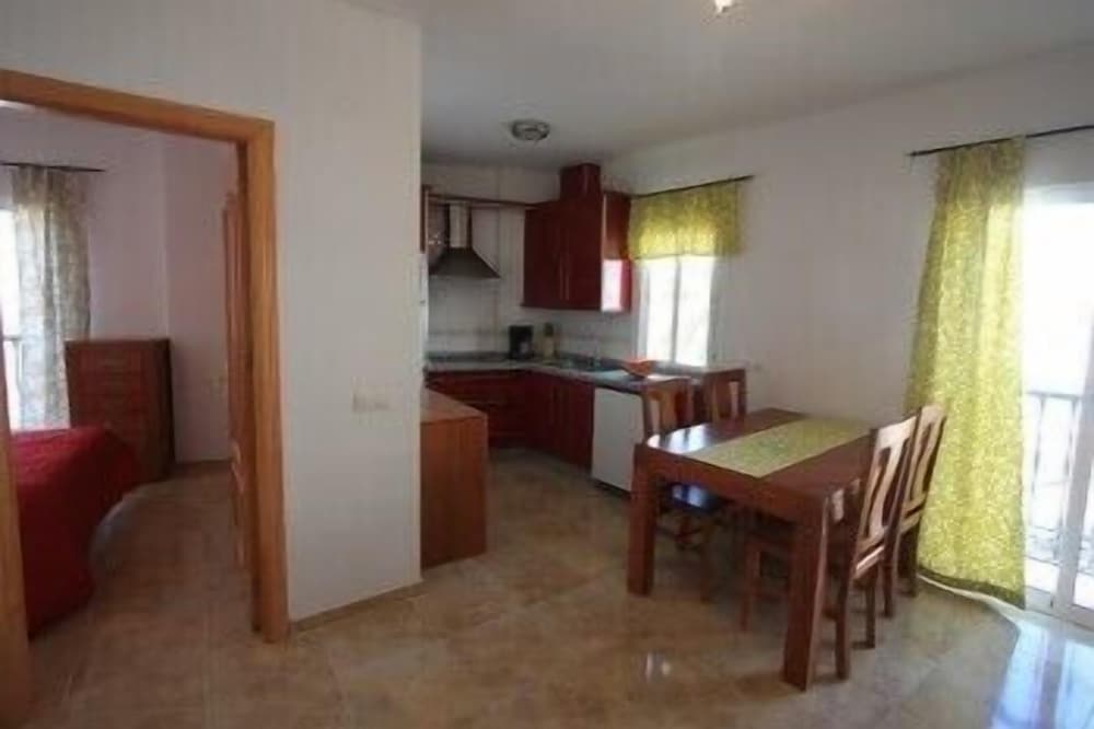 Фото Apartamentos Turísticos Manuel Martín