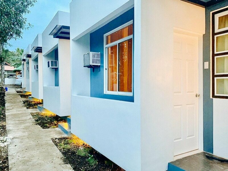 Гостиница RedDoorz near Ashira Properties