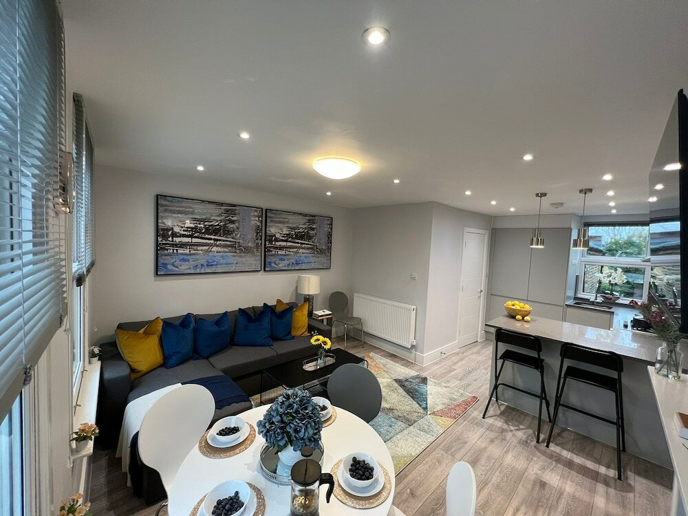 Фото Stanhope Road Apartments