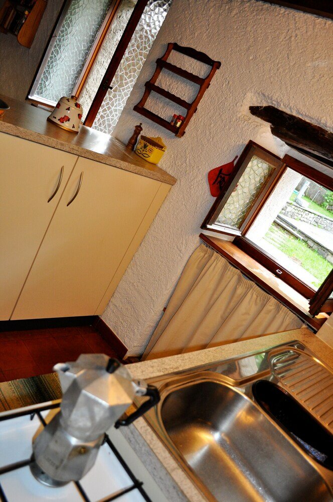 Фото Typical, Romantic Tessiner Cottage