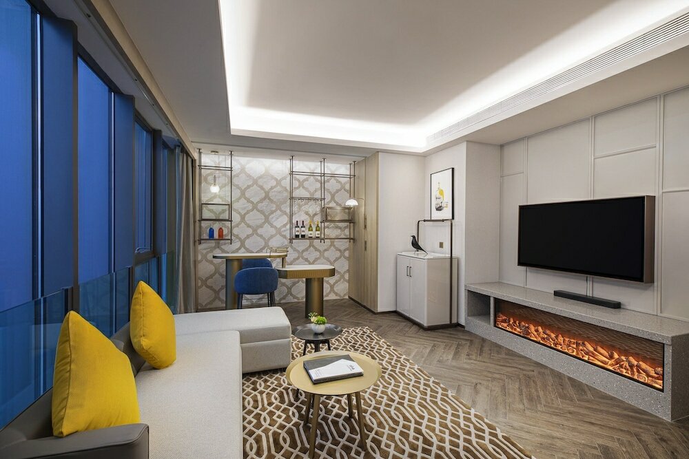 Фото Voco Chongqing Chaotianmen, an Ihg Hotel