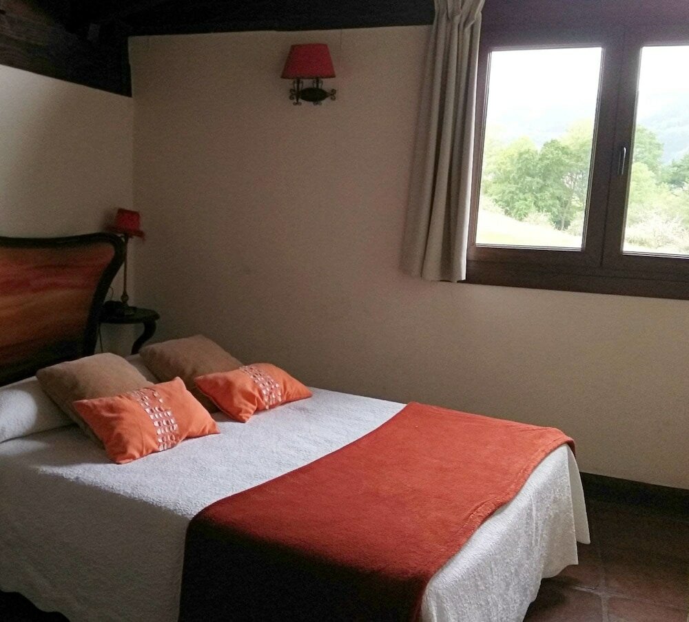 Фото Casa Rural y Apartamentos Haizeaberri