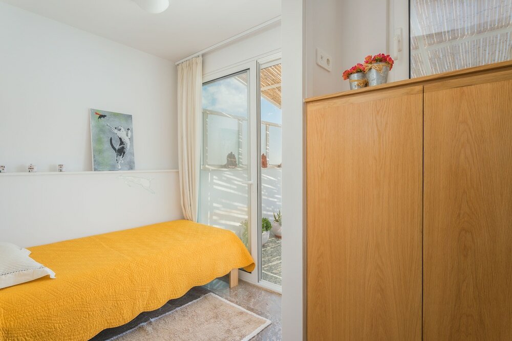 Фото Seafront Penthouse Leo