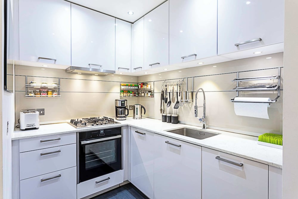 Фото Luxurious Victorian Home