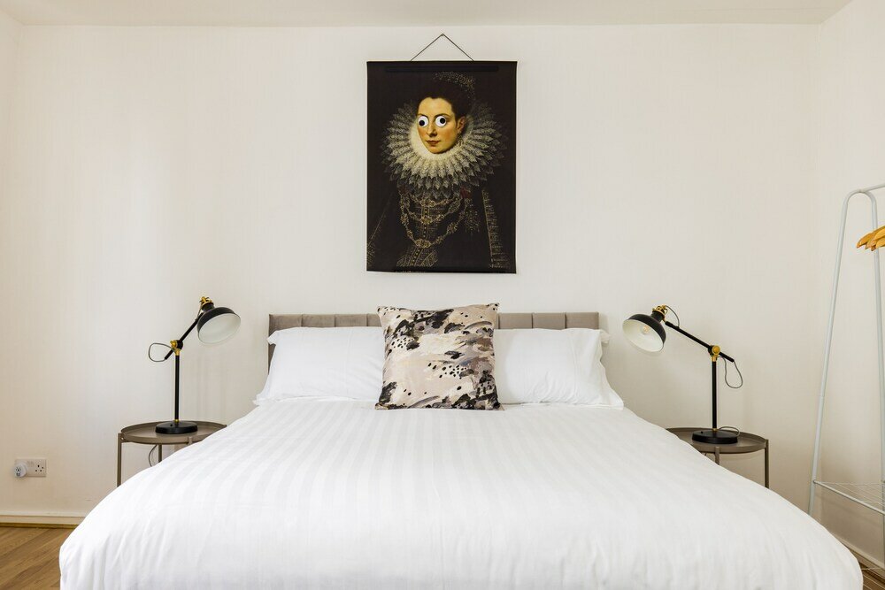 Фото Mornington Crescent Apartments