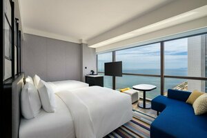 Гостиница Aloft Yantai