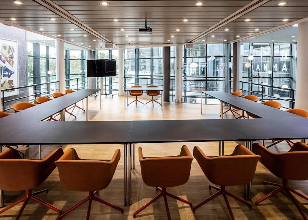 Фото Idraettens Hus Hotel & konference